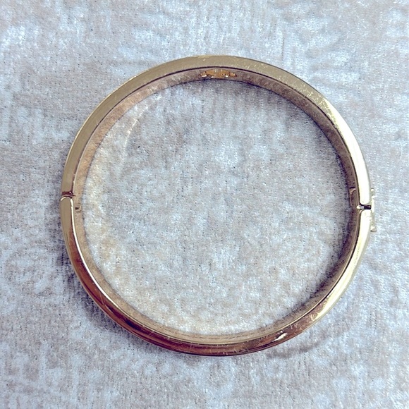 Kate Spade Gold Tone & Magenta Enamel Cuff Bangle Bracelet Cutout Preppy Classic - Picture 7 of 13